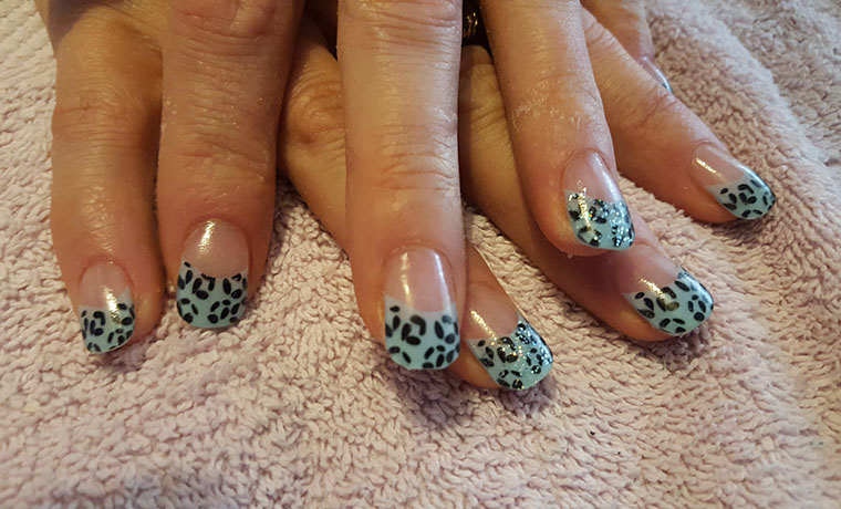 French tips with Leopard Pattern